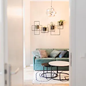 https://the-weinert-suites.find-berlin-hotels.com